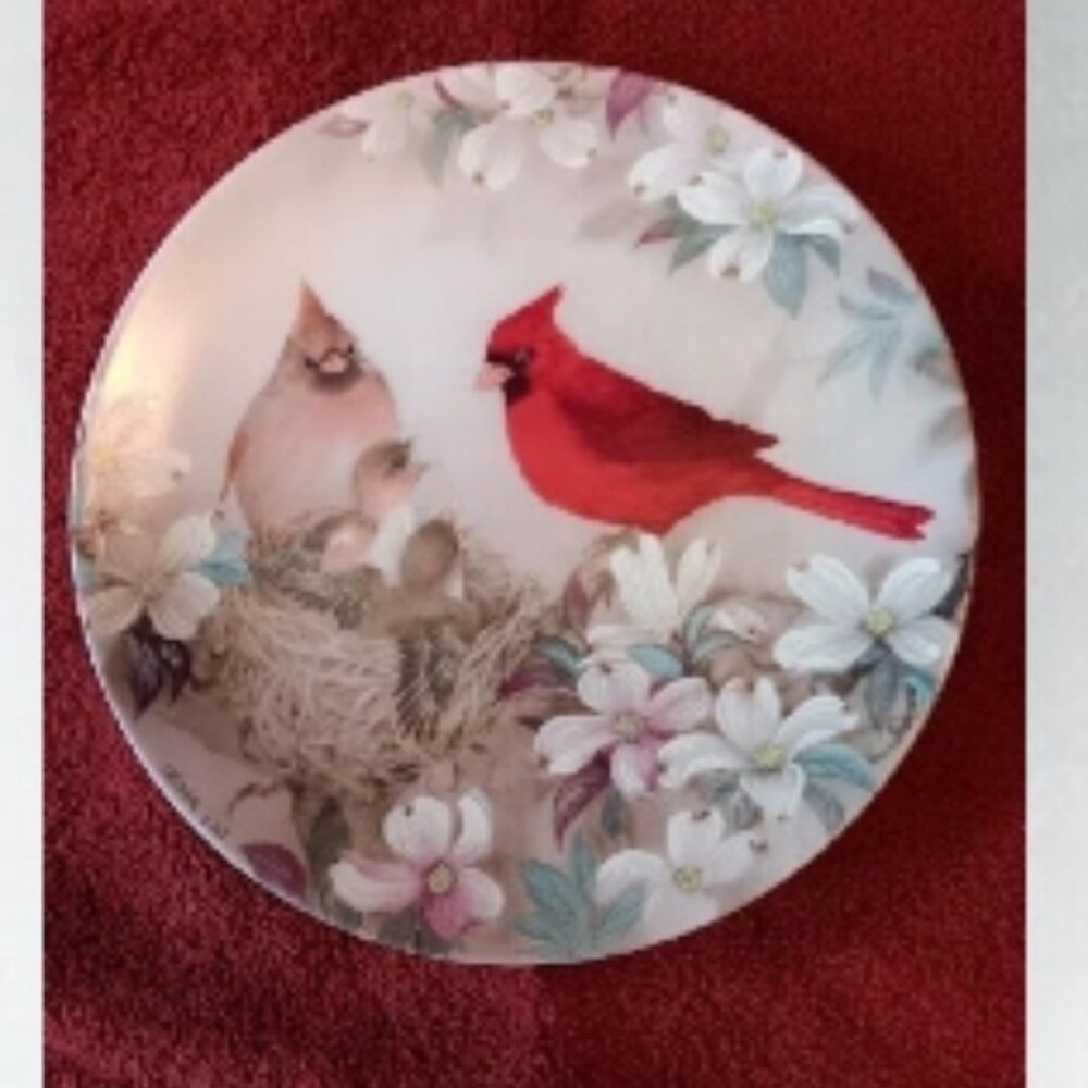 Morning Serenade collectors plate "Nature's Poetry" First issue Cardinal